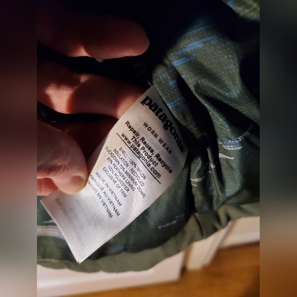 Patagonia Hooded Down Bivy Vest - Picture 8 of 9